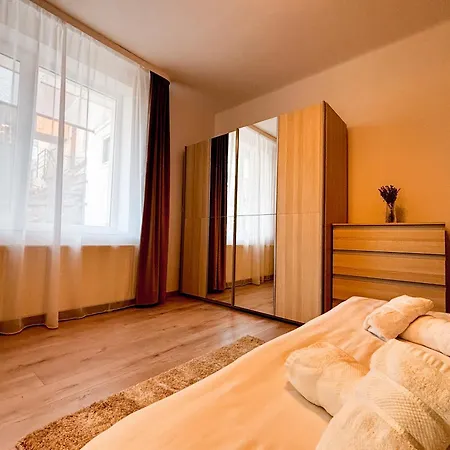 Διαμέρισμα Aparte - Luxury - Center